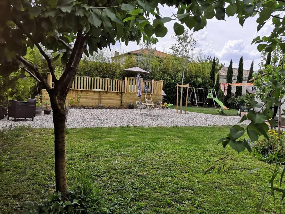 Maison Avec Piscine Dans Village Provencal. Courthézon Buitenkant foto