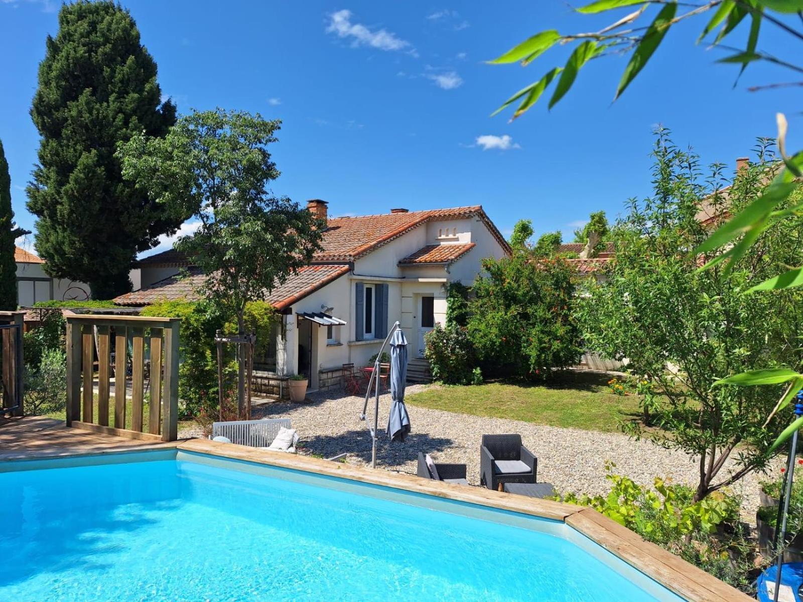 Maison Avec Piscine Dans Village Provencal. Courthézon Buitenkant foto